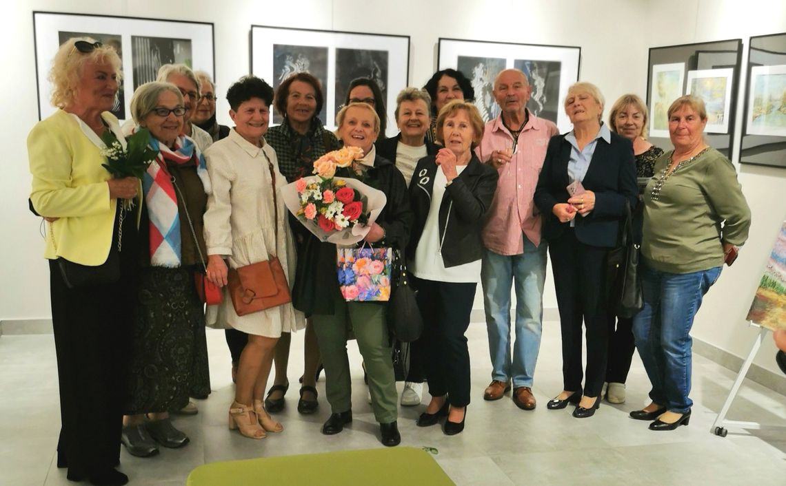 Sztuka bez metryki - malarska wystawa seniorów z OUTW