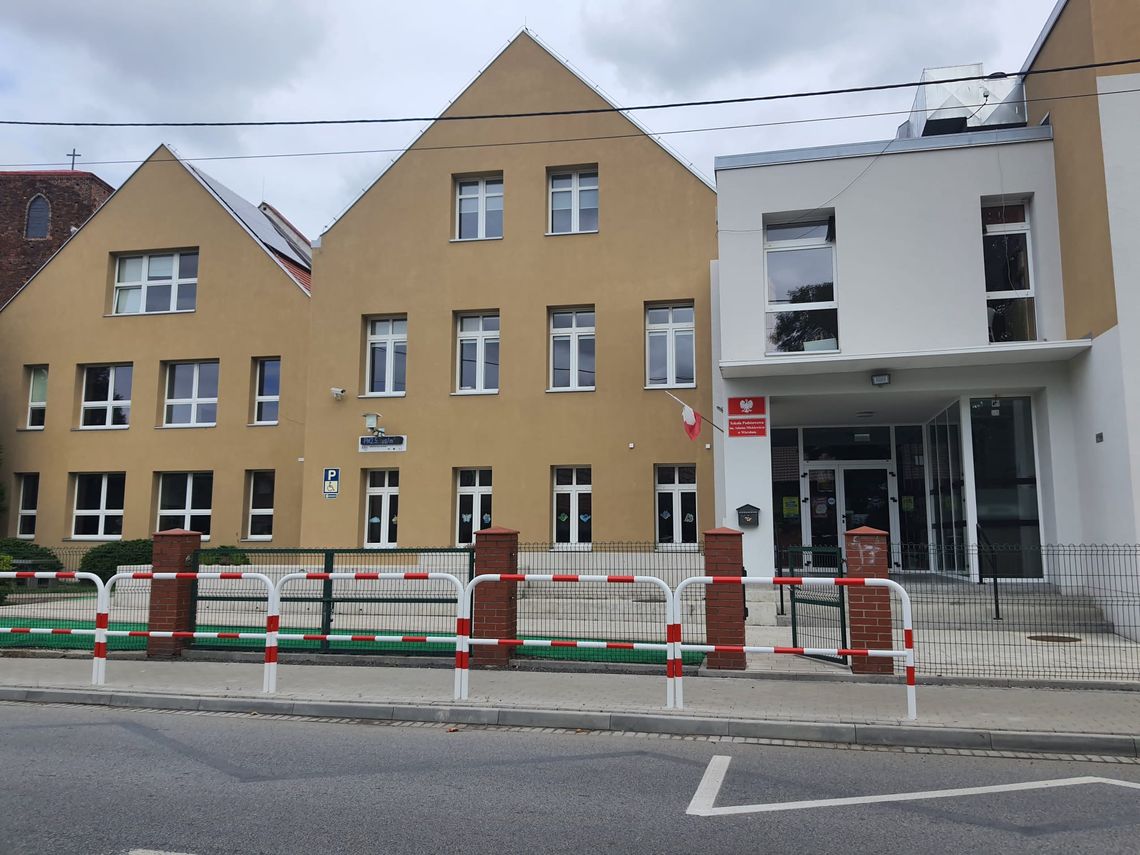 Szukają pamiątek na jubileusz szkoły