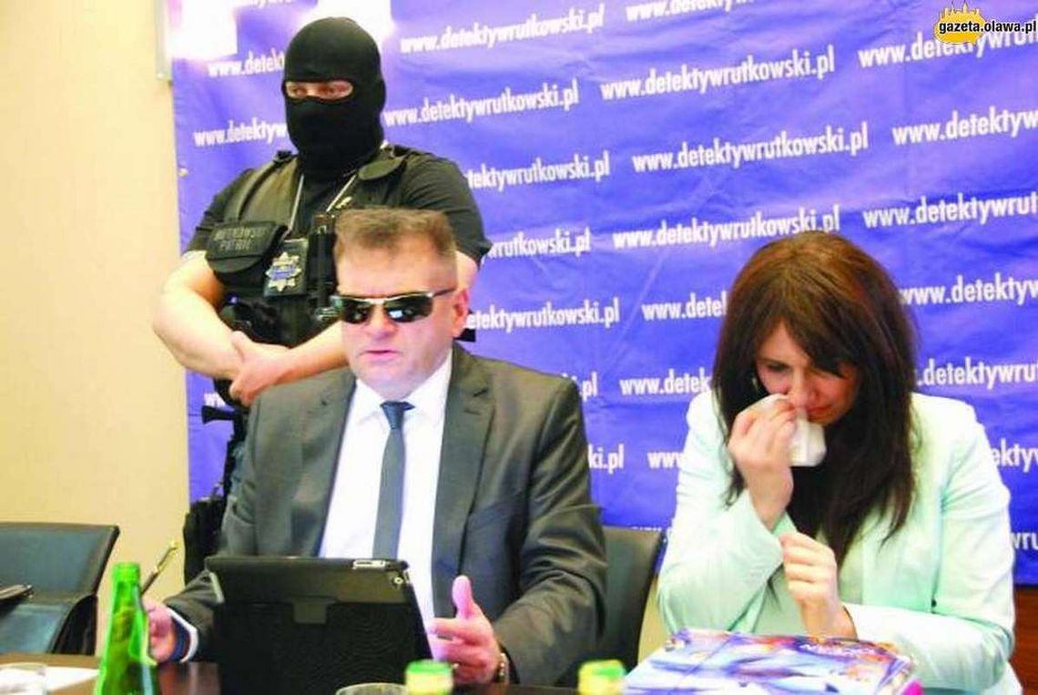 Tajne przesłuchania i poszukiwanie kolejnych dzieci