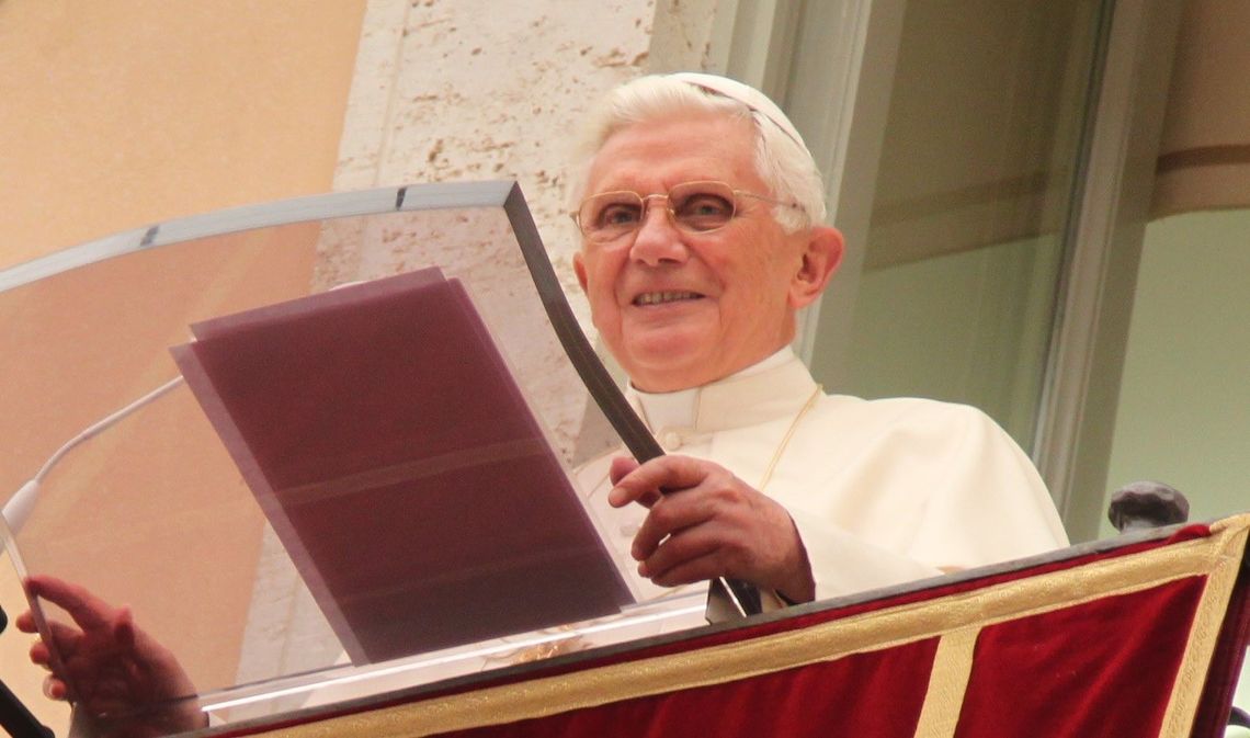 Testament duchowy Benedykta XVI: - On mnie dobrze prowadził
