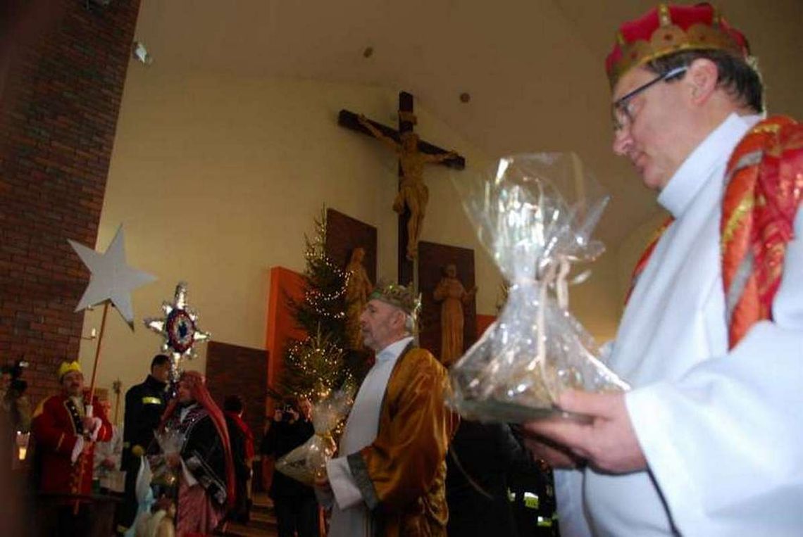 Tłumy na jelczańskim orszaku Tłumy na jelczańskim orszaku