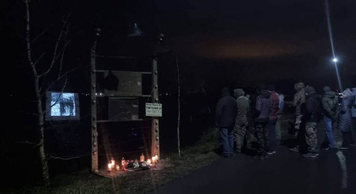 To było niesamowite. Film o więźniach oglądali na terenach poobozowych