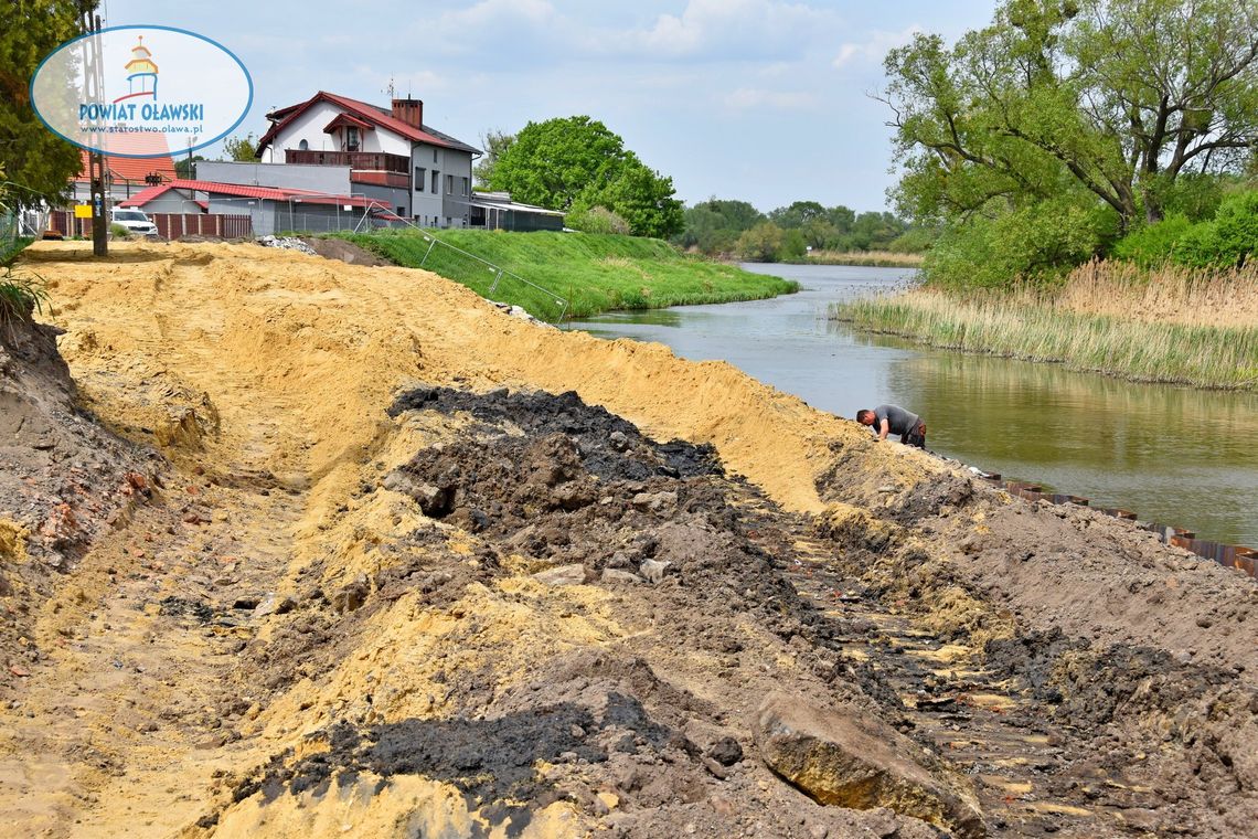 To ten wał, który pękł rok temu