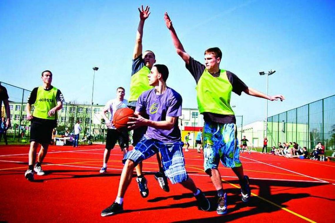 „Trójkowe" mistrzostwa powiatu