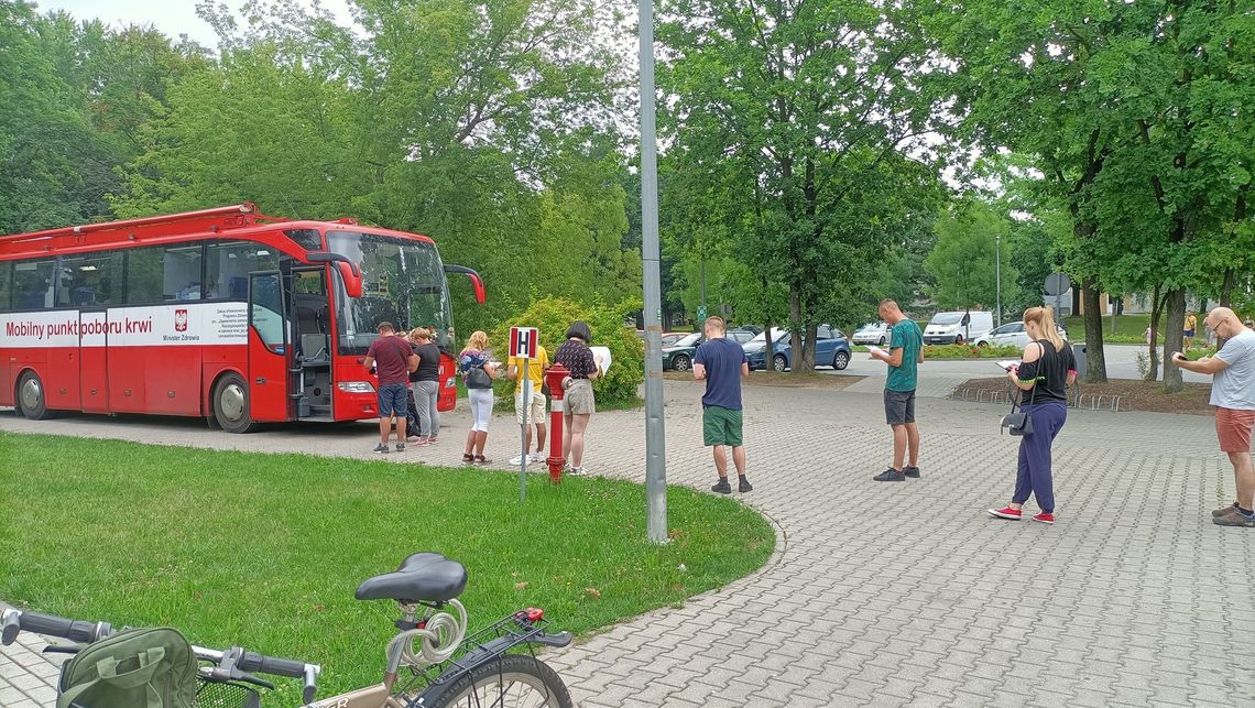 Trwa akcja przed Termami Jakuba!