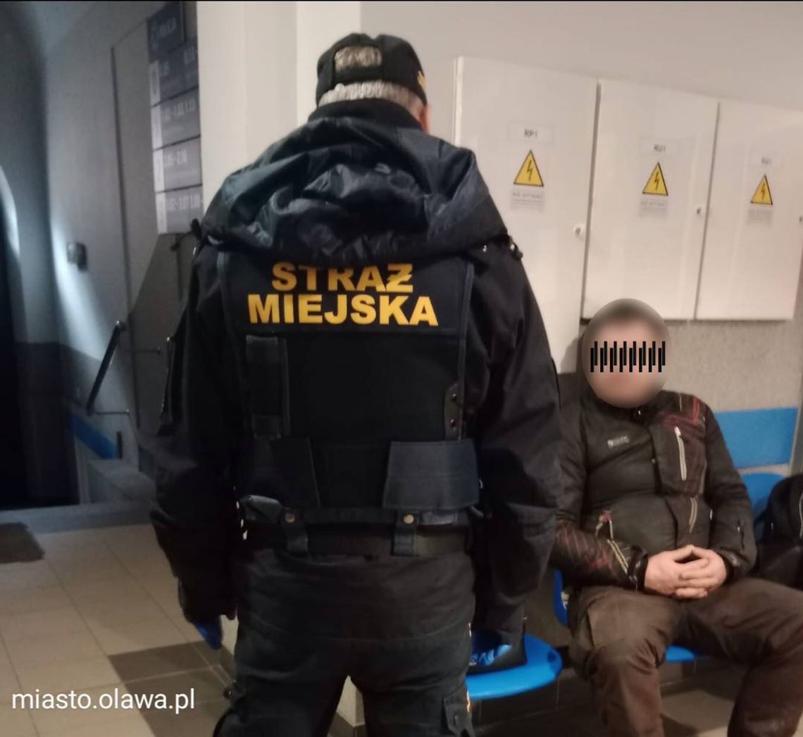 Ukradł torebki w Galerii Oławskiej. Zatrzymany...