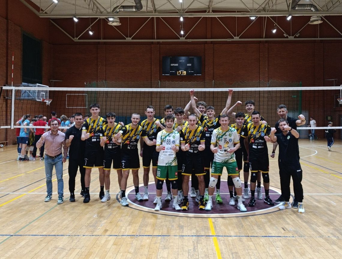 "Volley" się nie zatrzymuje. Kolejna ofiara - Ikar Legnica