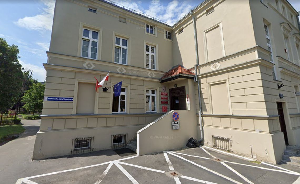 W 2025 roku poszło 147 tys. zł (brutto) na nagrody dla 6 urzędników W 2025 roku poszło 147 tys. zł (brutto) na nagrody dla 6 urzędników