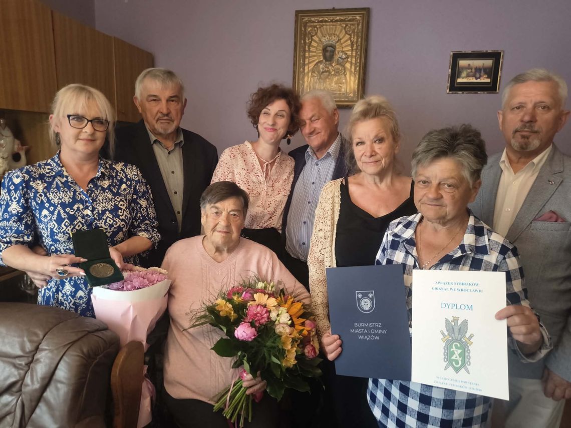 W 95. rocznicę urodzin odwiedzili sybiraczkę z Wiązowa W 95. rocznicę urodzin odwiedzili sybiraczkę z Wiązowa