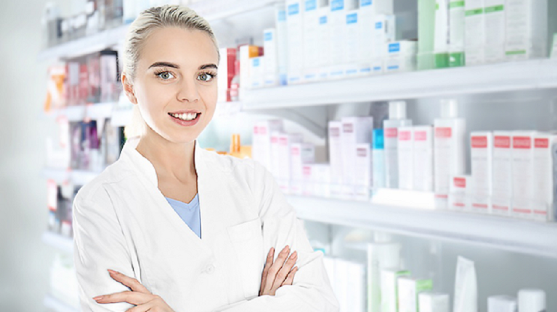 W czerwcu 2022 roku popyt na kosmetyki apteczne kilkakrotnie przewyższył popyt na kosmetyki drogeryjne – dlaczego Polacy wolą kupować kosmetyki w aptece?