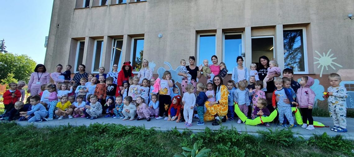 W dzień założyli piżamę. To ważny gest i ma szczególne znaczenie