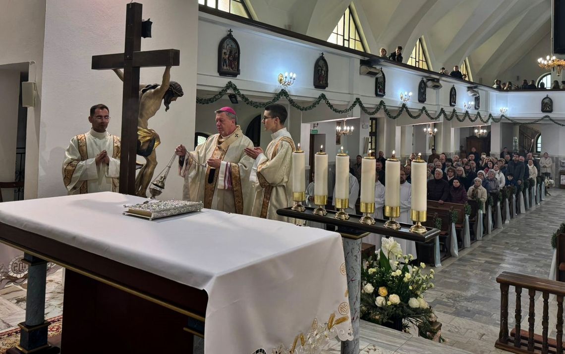 W Oławie świętowano 20-lecie parafii pw. NMP Królowej W Oławie świętowano 20-lecie parafii pw. NMP Królowej