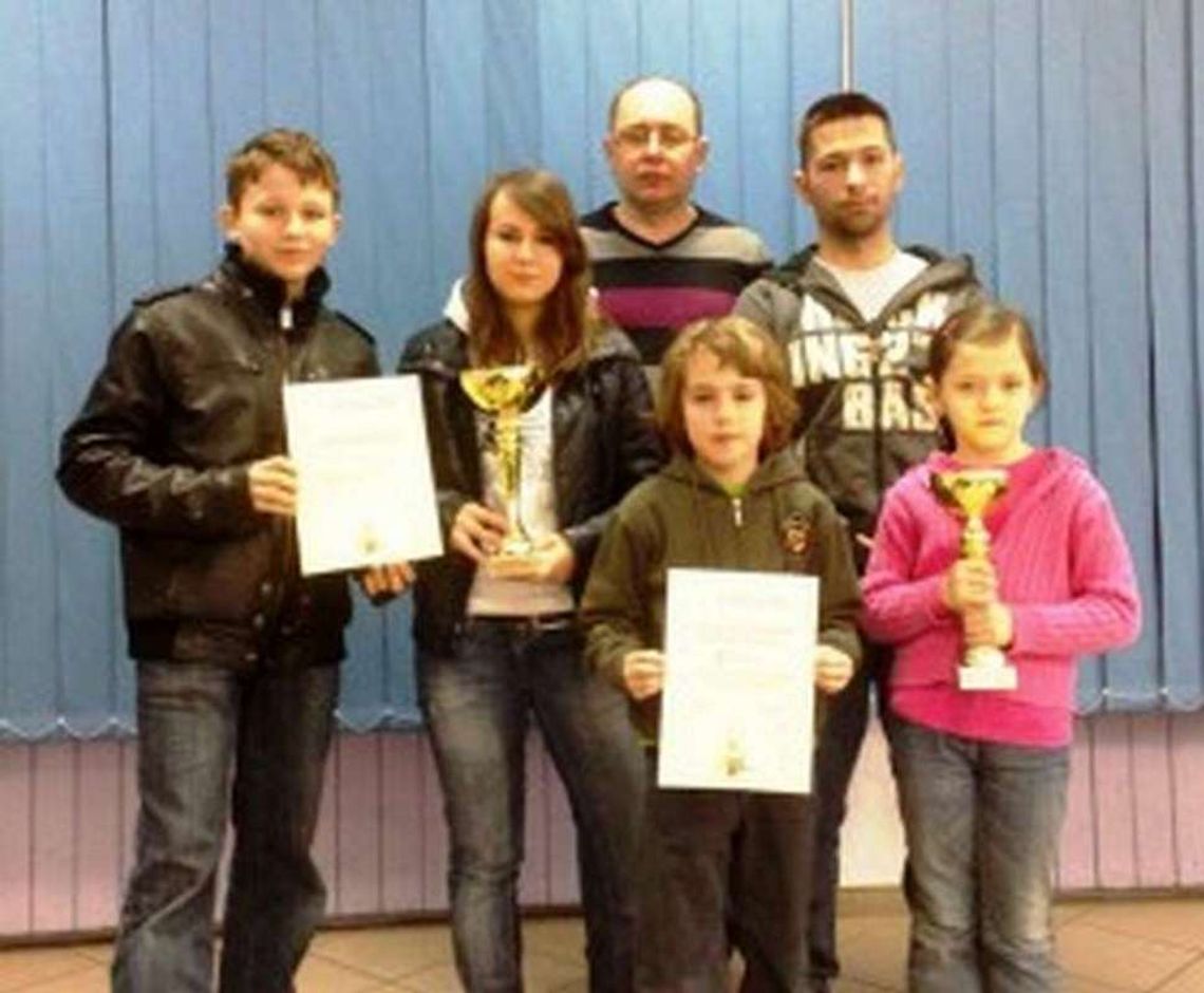 Walczyli o „Złotą wieżę” Walczyli o „Złotą wieżę”