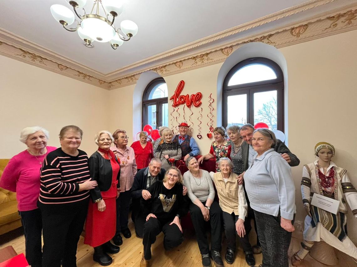 Walentynki w Centrum Seniora. Cóż to był za dzień! Walentynki w Centrum Seniora. Cóż to był za dzień!