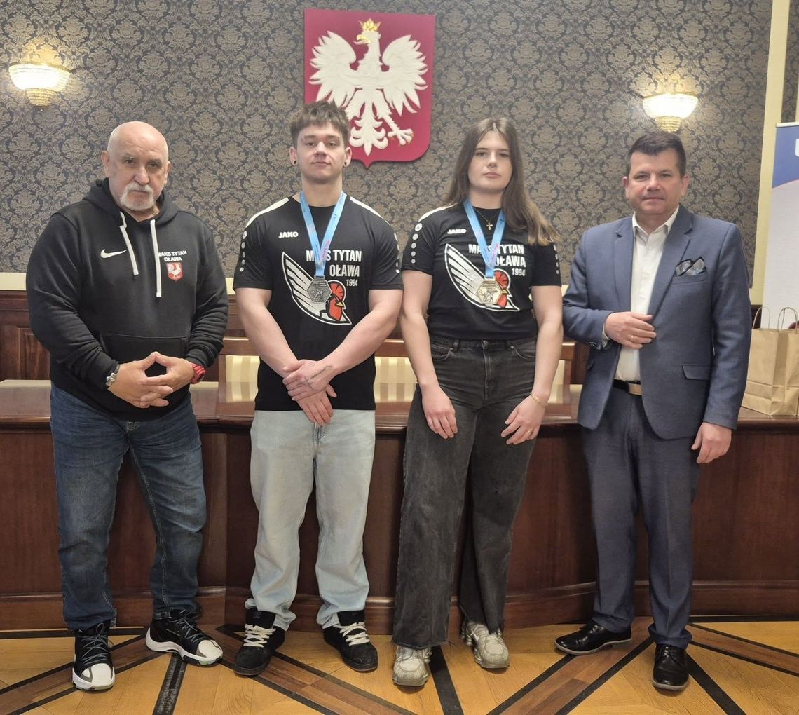 Najpierw srebrne medale i wicemistrzostwo, teraz do burmistrza Oławy