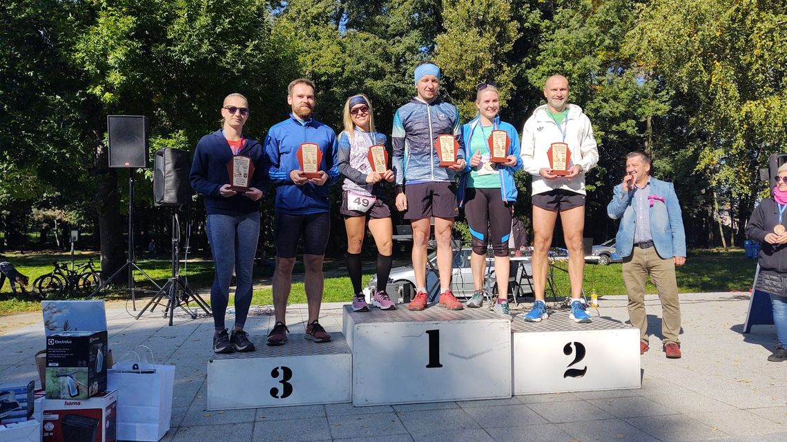 Wręczyli nagrody i wylosowali pralkę