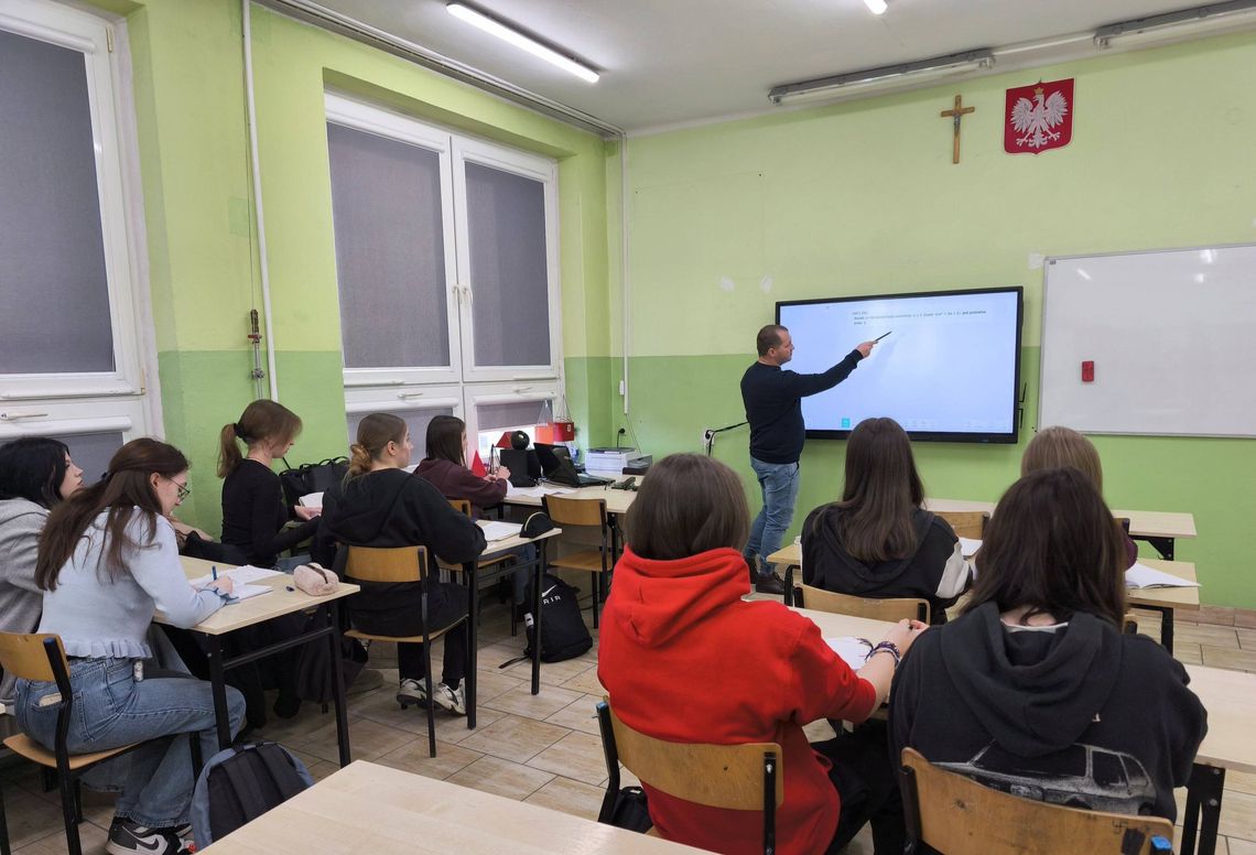 Wsparcie dla maturzystów w Jelczu-Laskowicach Wsparcie dla maturzystów w Jelczu-Laskowicach