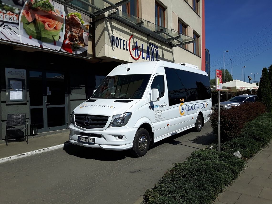 Wybór przewozów autokarowych w Krakowie podczas podróży