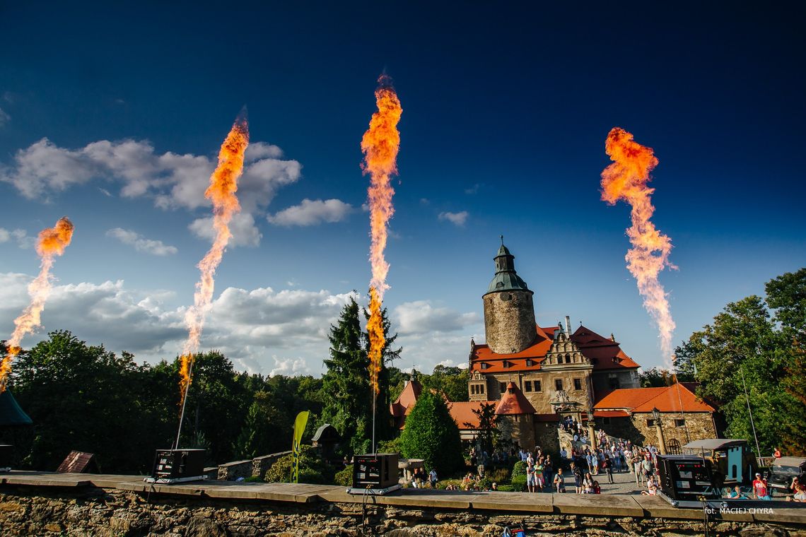 Wybuchy, strzały, płomienie... W najbliższy weekend