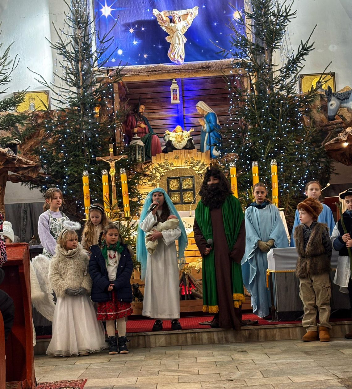 Wyjątkowe jasełka, bo od Scholi Milusińscy Pana