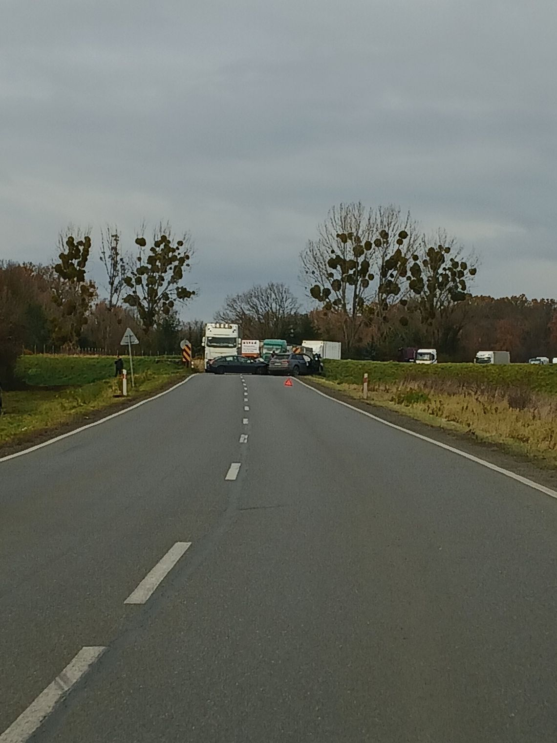 WYPADEK! Droga z Oławy do Jelcza-Laskowic zablokowana