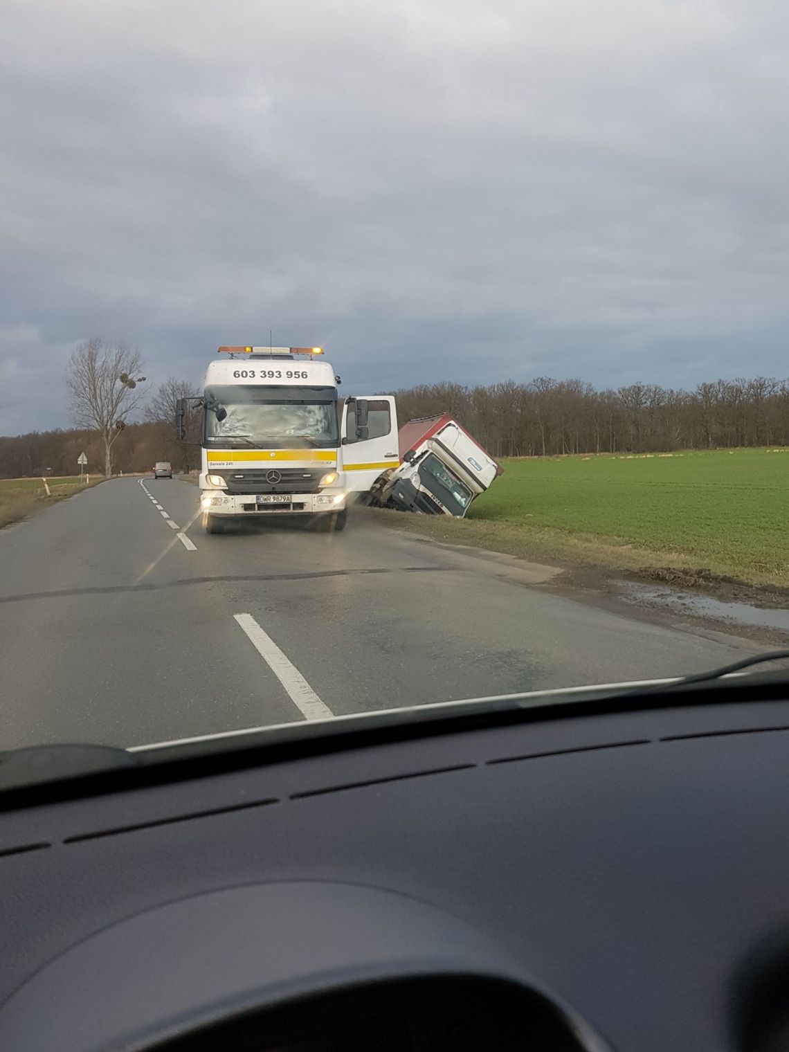 Wypadek na drodze Jelcz-Oława
