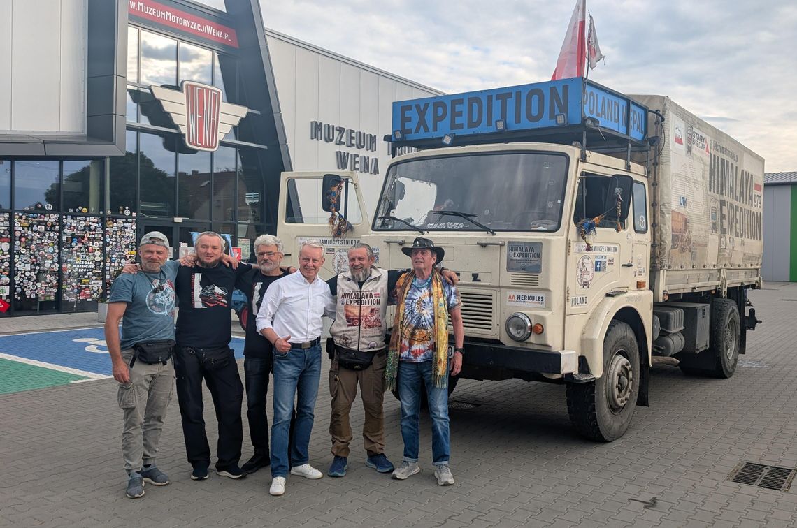 Z Himalajów Jelczem do Oławy Z Himalajów Jelczem do Oławy