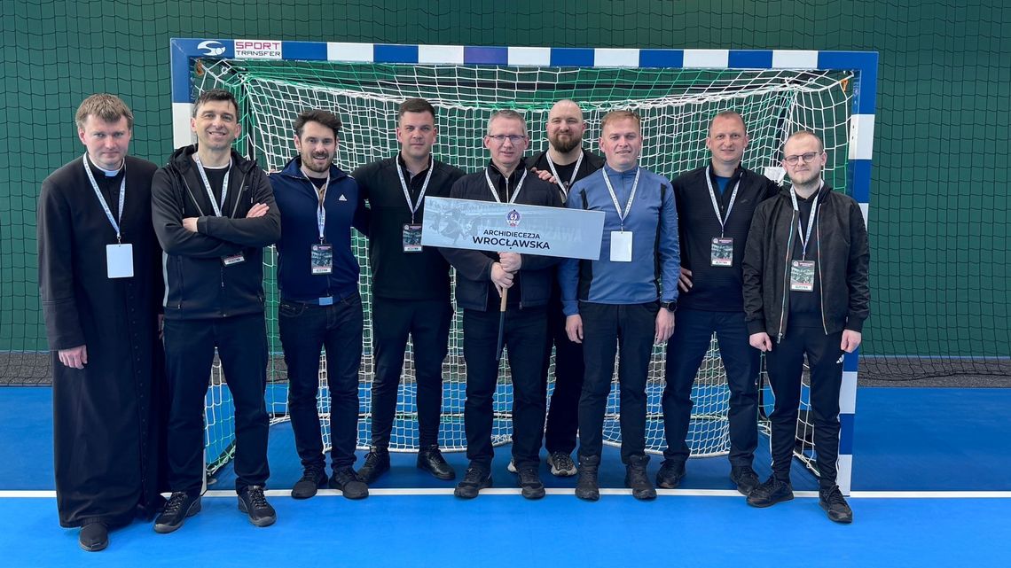 Z oławskiej parafii na Mistrzostwa Polski. Ksiądz Jakub w reprezentacji!