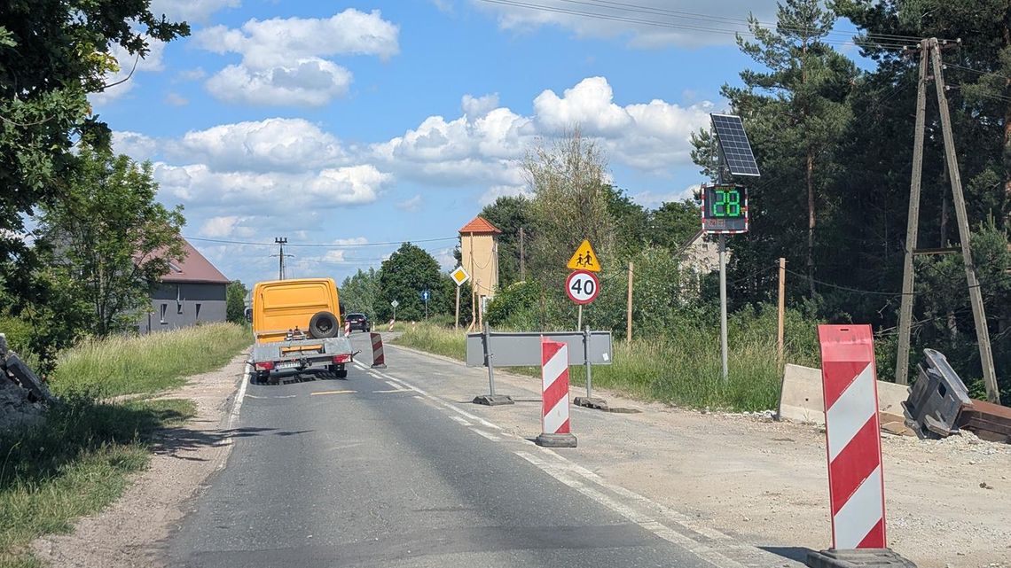 Zamiast 1,5 km do Oławy robimy 15 km! Mieszkańcy Starego Górnika chcą zmiany Zamiast 1,5 km do Oławy robimy 15 km! Mieszkańcy Starego Górnika chcą zmiany