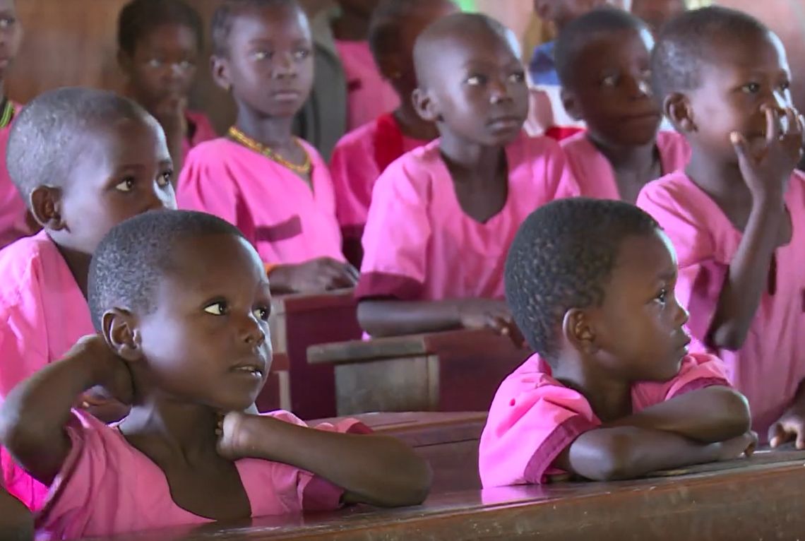 Zamiast karabinów – instrumenty. Pomóż budować tę szkołę