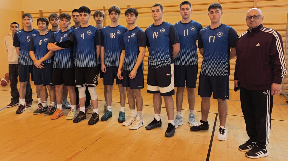 Zdecydowały "małe punkty"