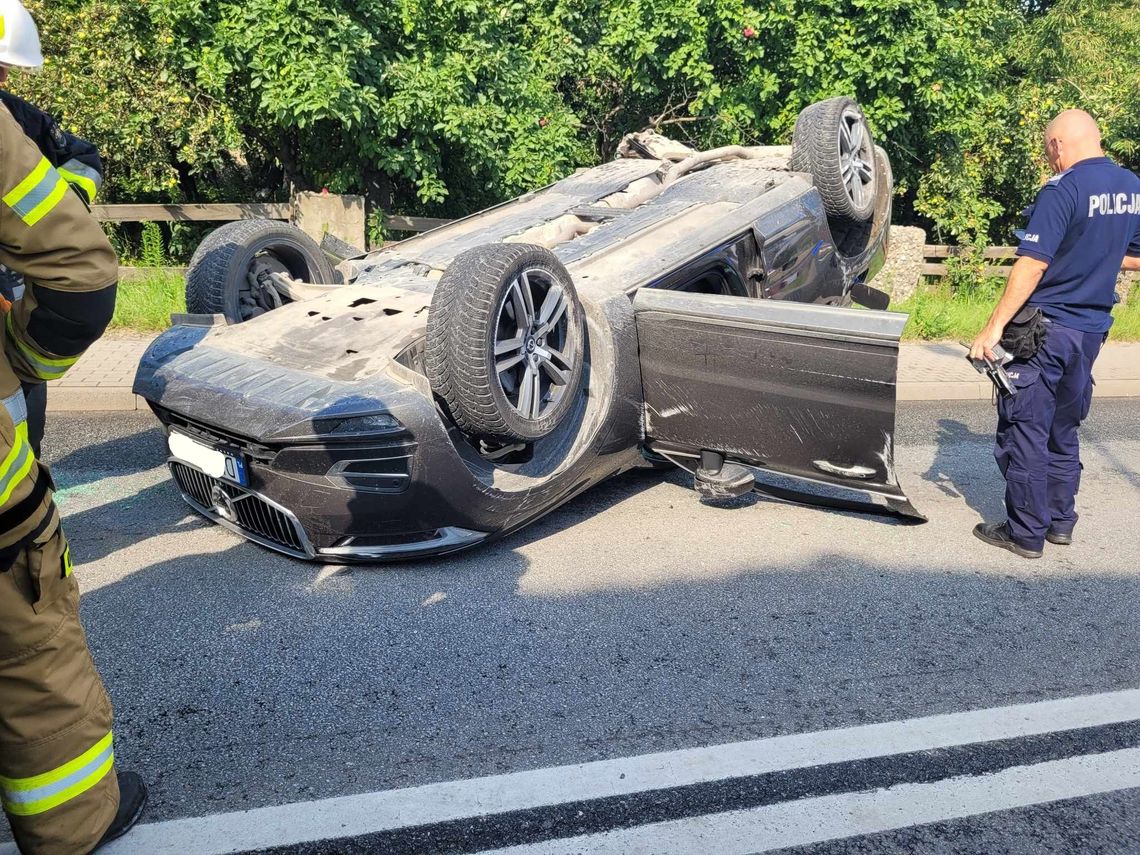 Zderzenie i dachowanie Zderzenie i dachowanie