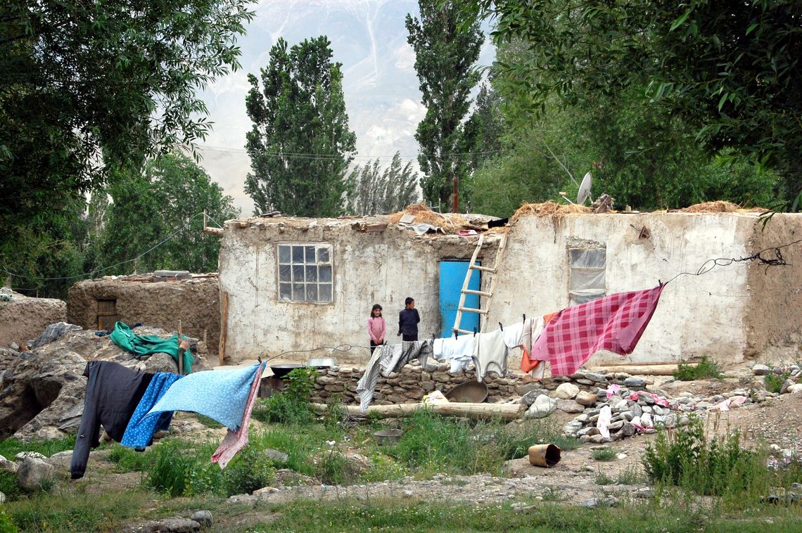 Zmęczeni pomaganiem, z głową pełną obaw o przyszłość