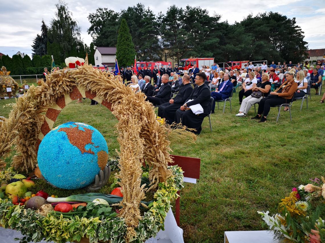 Zobaczcie te wieńce. Dożynki w Stanowicach trwają