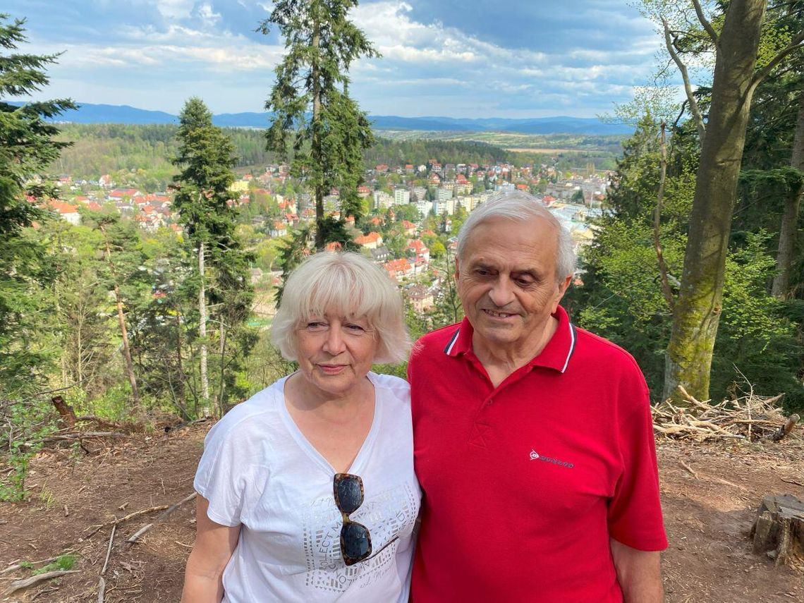 Zosia i Leszek Mazurowie pozdrawiają z Polanicy