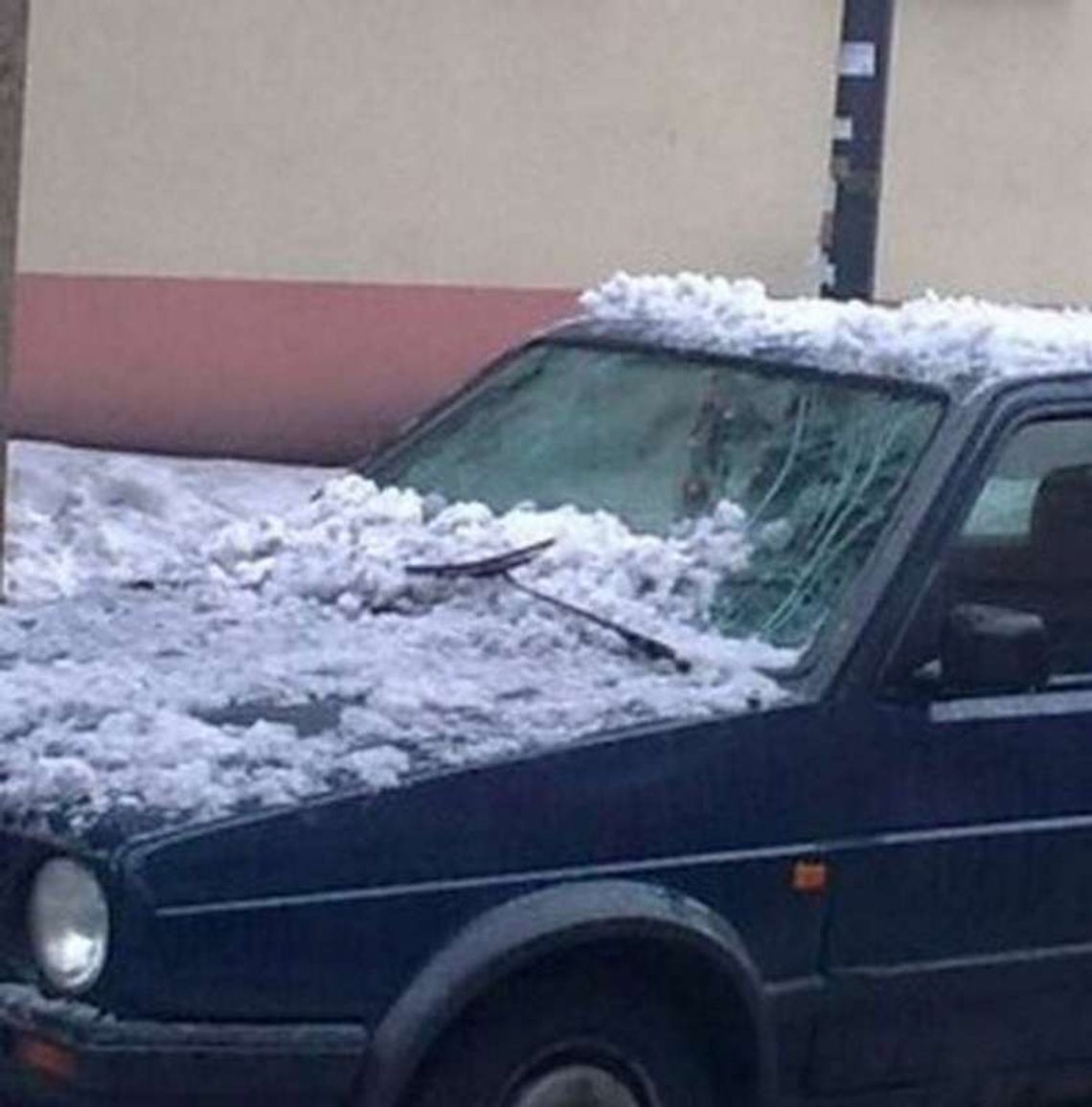 Zwisy śnieżne wciąż groźne