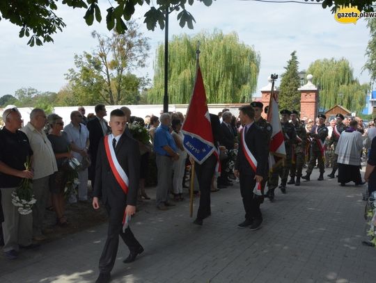 Tośka żegnały tłumy. ZDJĘCIA