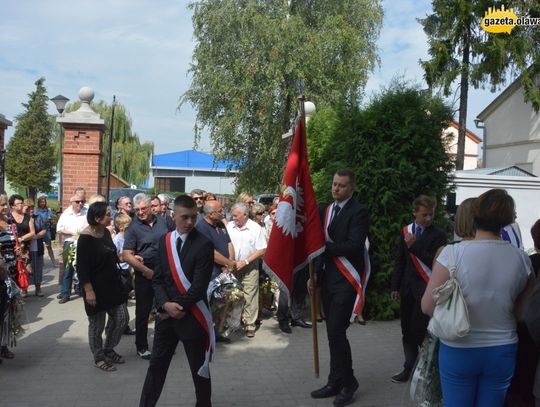 Tośka żegnały tłumy. ZDJĘCIA