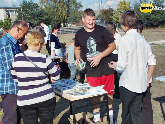 Szkolna podróż w czasie i wymarzony sztandar