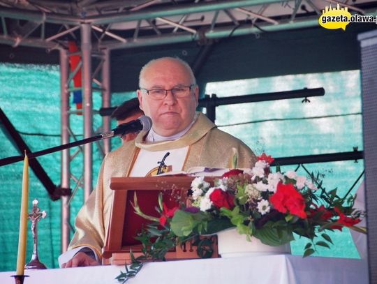 Szkolna podróż w czasie i wymarzony sztandar