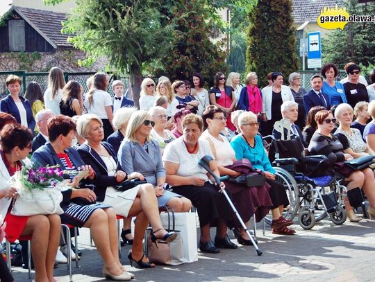 Szkolna podróż w czasie i wymarzony sztandar