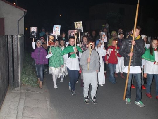 Holy Wins kontra Halloween, czyli święty zwycięża