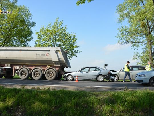 Nietrzeźwy 22-latek wjechał w bmw