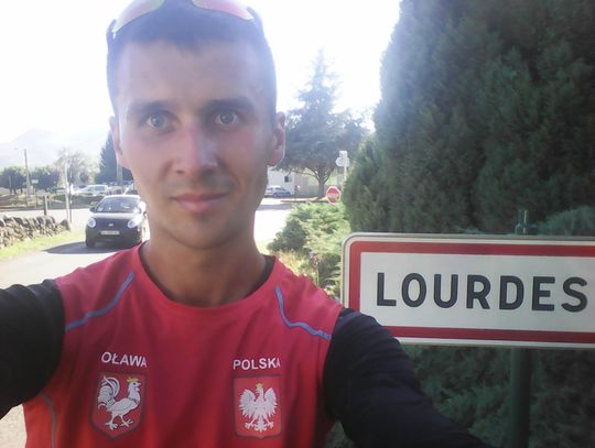 Jacek dobiegł do Lourdes!