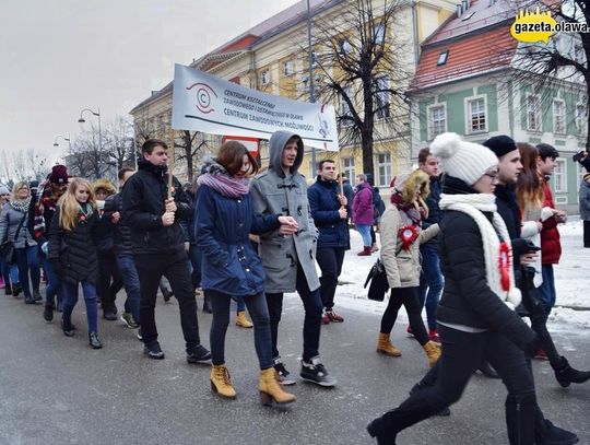 Krokiem poloneza do matury. ZDJĘCIA