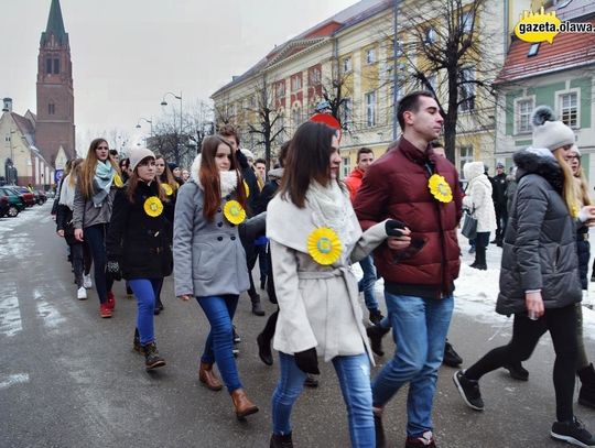 Krokiem poloneza do matury. ZDJĘCIA