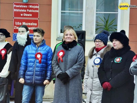 Krokiem poloneza do matury. ZDJĘCIA