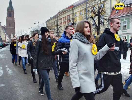 Krokiem poloneza do matury. ZDJĘCIA