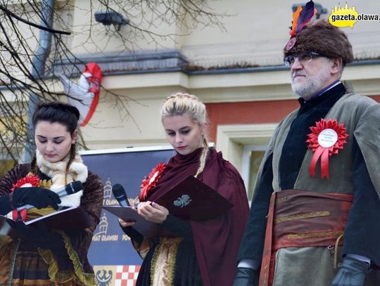 Krokiem poloneza do matury. ZDJĘCIA