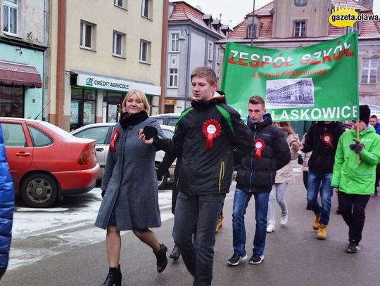 Krokiem poloneza do matury. ZDJĘCIA